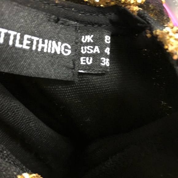 PRETTYLITTLETHING Glitter Plunge Bodycon Dress - Picture 6 of 6